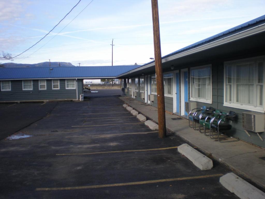 Quail Run Motor Inn La Grande Exterior photo